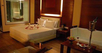 The Victoria Grand Hotel & Spa Kasauli Exterior photo