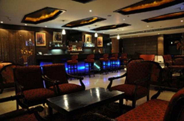 The Victoria Grand Hotel & Spa Kasauli Exterior photo